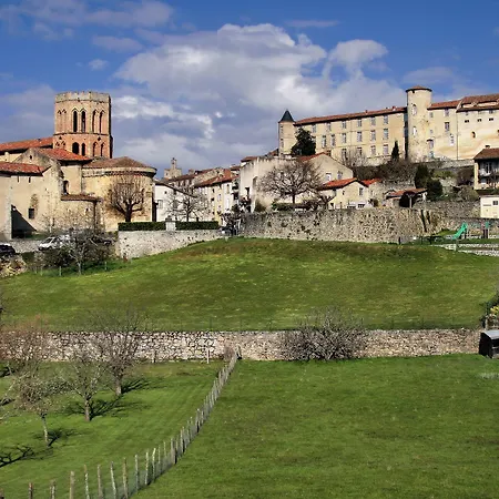 Terres De France - Domaine Du Palais Aparthotel