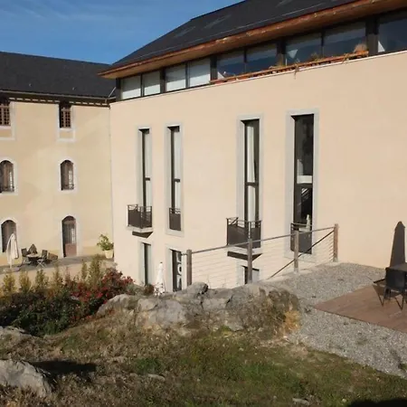 Aparthotel Terres De France - Domaine Du Palais