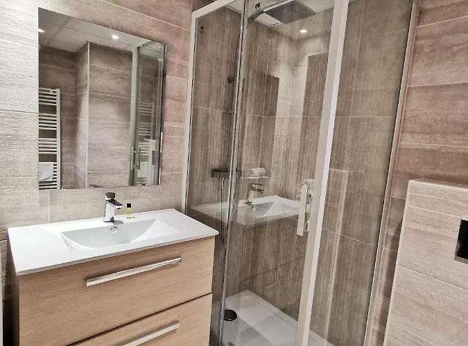 Appart hôtel Terres De France - Domaine Du Palais 3*