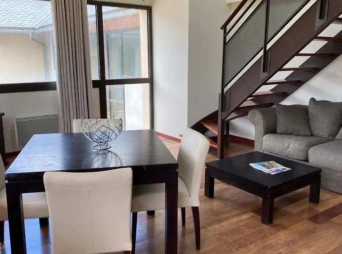 Appart hôtel Terres De France - Domaine Du Palais